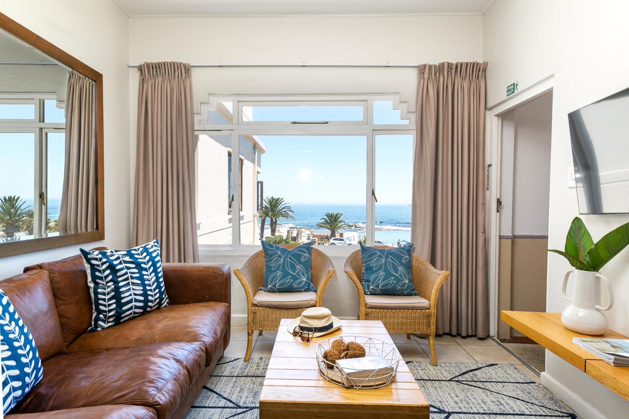 Camps Bay Village - Studios And Apartments เคปทาวน์ ห้อง รูปภาพ