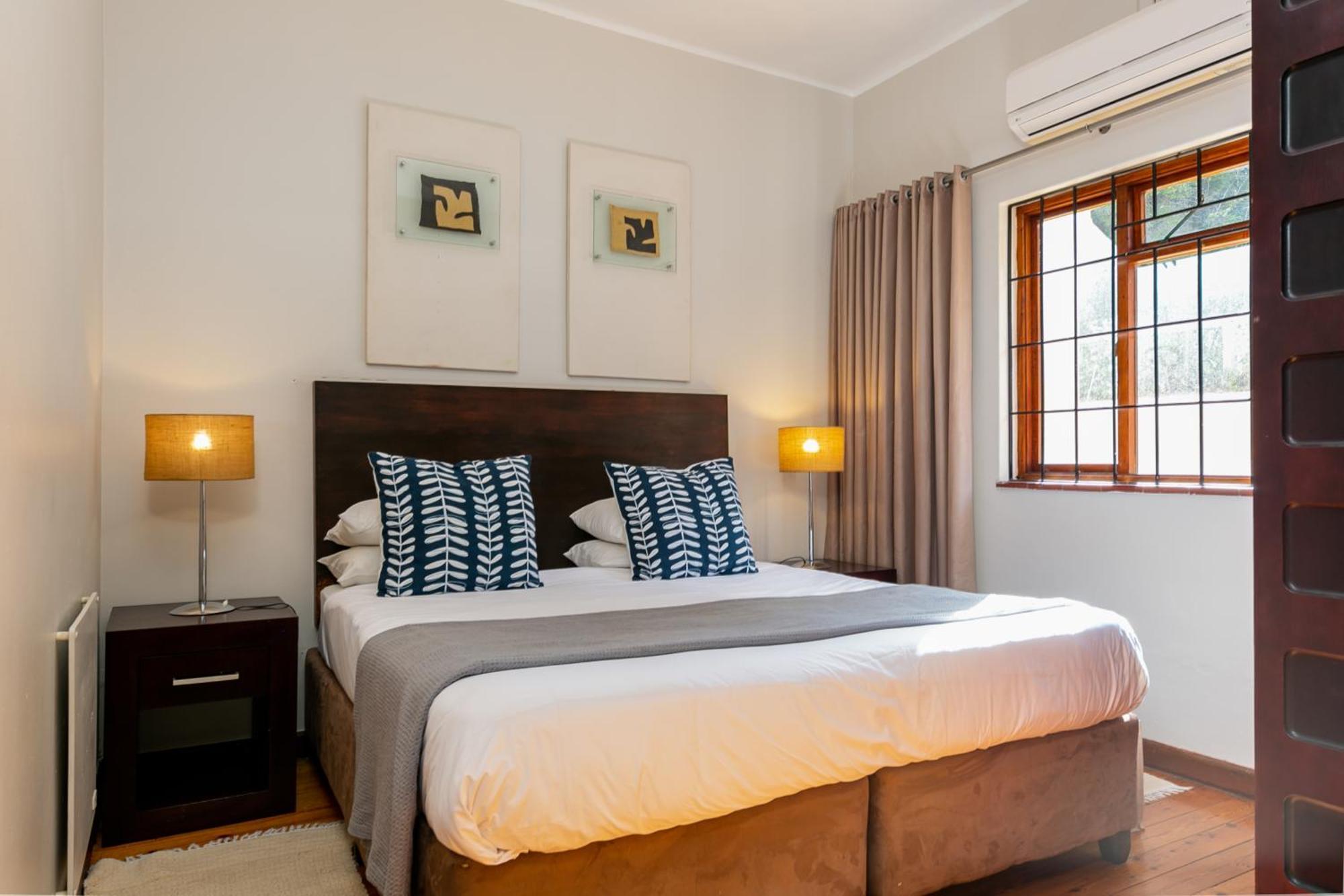 Camps Bay Village - Studios And Apartments เคปทาวน์ ห้อง รูปภาพ