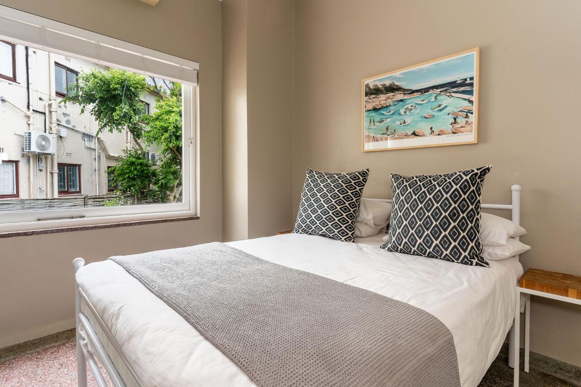Camps Bay Village - Studios And Apartments เคปทาวน์ ห้อง รูปภาพ