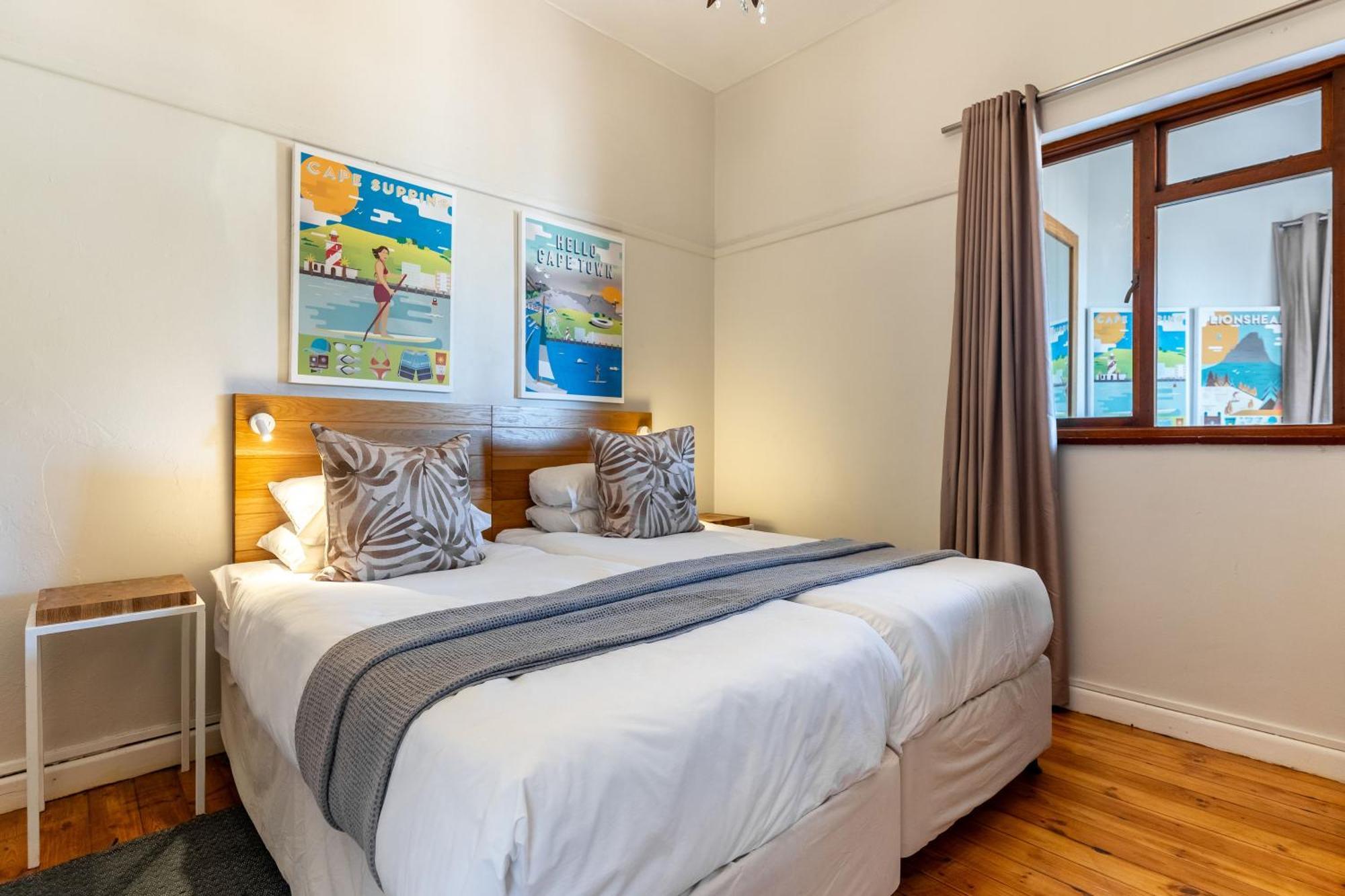 Camps Bay Village - Studios And Apartments เคปทาวน์ ภายนอก รูปภาพ